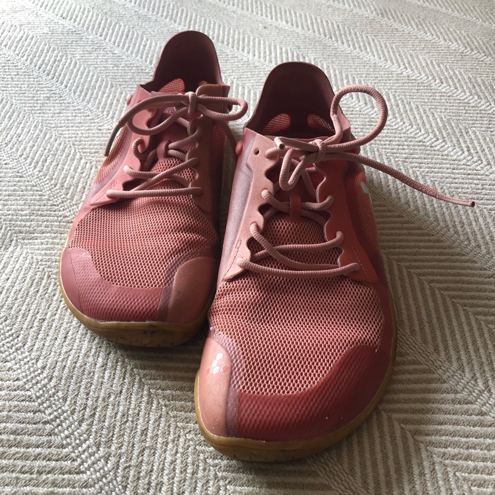 Vivo barefoot shoes